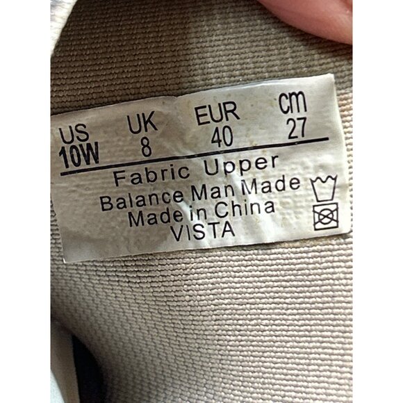 Bzees Womens Metallic Silver Cross Strap Slide Sandals Size 10 Lightweight Cushi - Picture 8 of 8